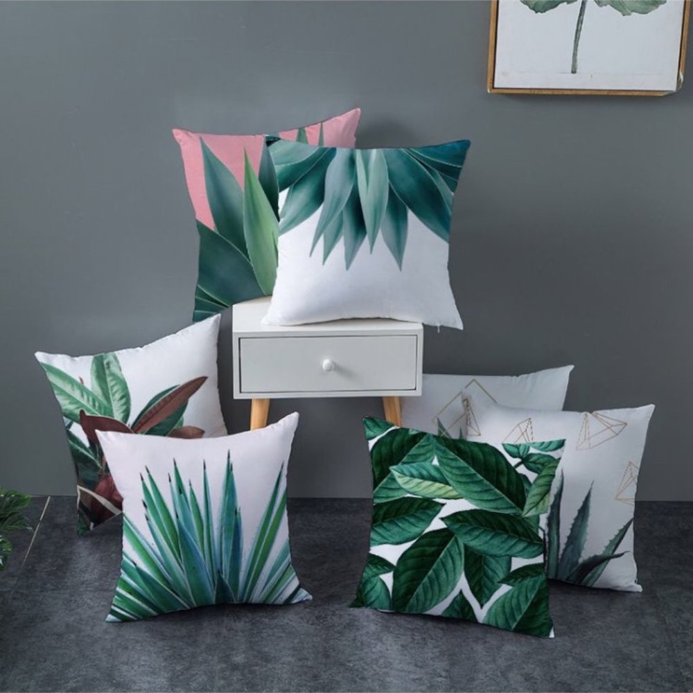 RESTOCK🌸3/$25🌸 Green Plant Print Cushion Cover - Picture 4 of 5